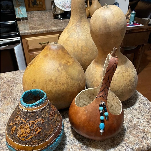 Carved Gourd bowl - Picture 3 of 3